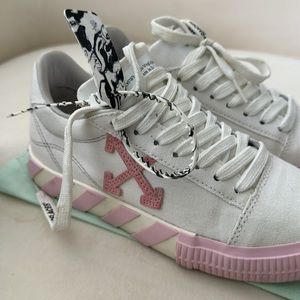 Off white original 100%